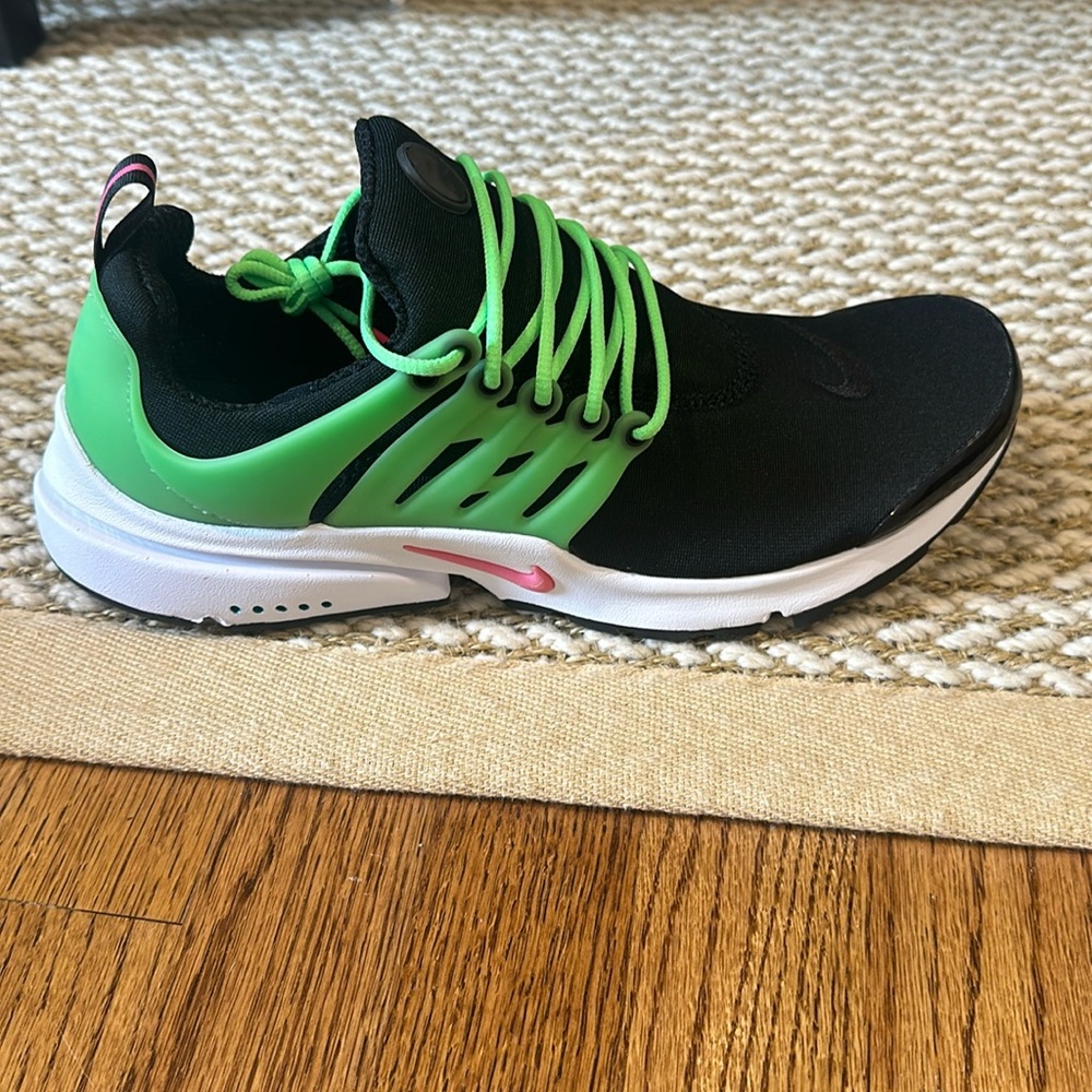 Men’s Nike Air Presto- NEW, size 10